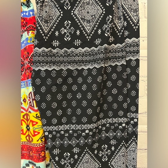 LuLaRoe Tall & Curvy Leggings - Picture 5 of 9